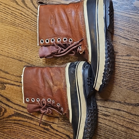 Sorel Women's 1964 Premium Leather Lace-Up Boots Size 7 - Picture 4 of 14